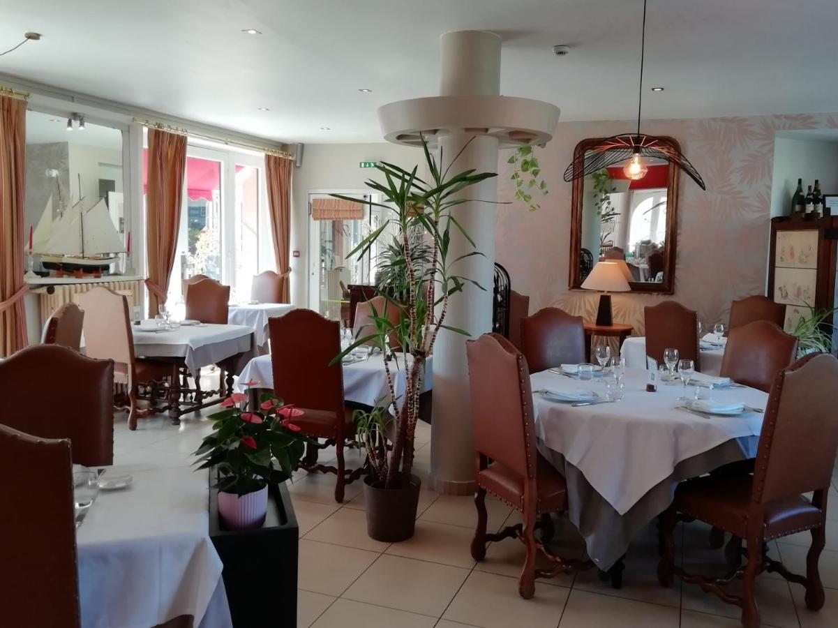 Hotel De Bretagne Dol Centre Ville - Hotel Et Restaurant Доль-де-Бретань Экстерьер фото