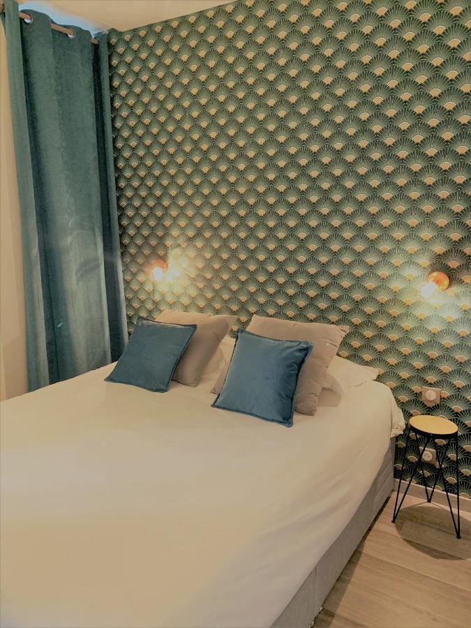 Hotel De Bretagne Dol Centre Ville - Hotel Et Restaurant Доль-де-Бретань Экстерьер фото